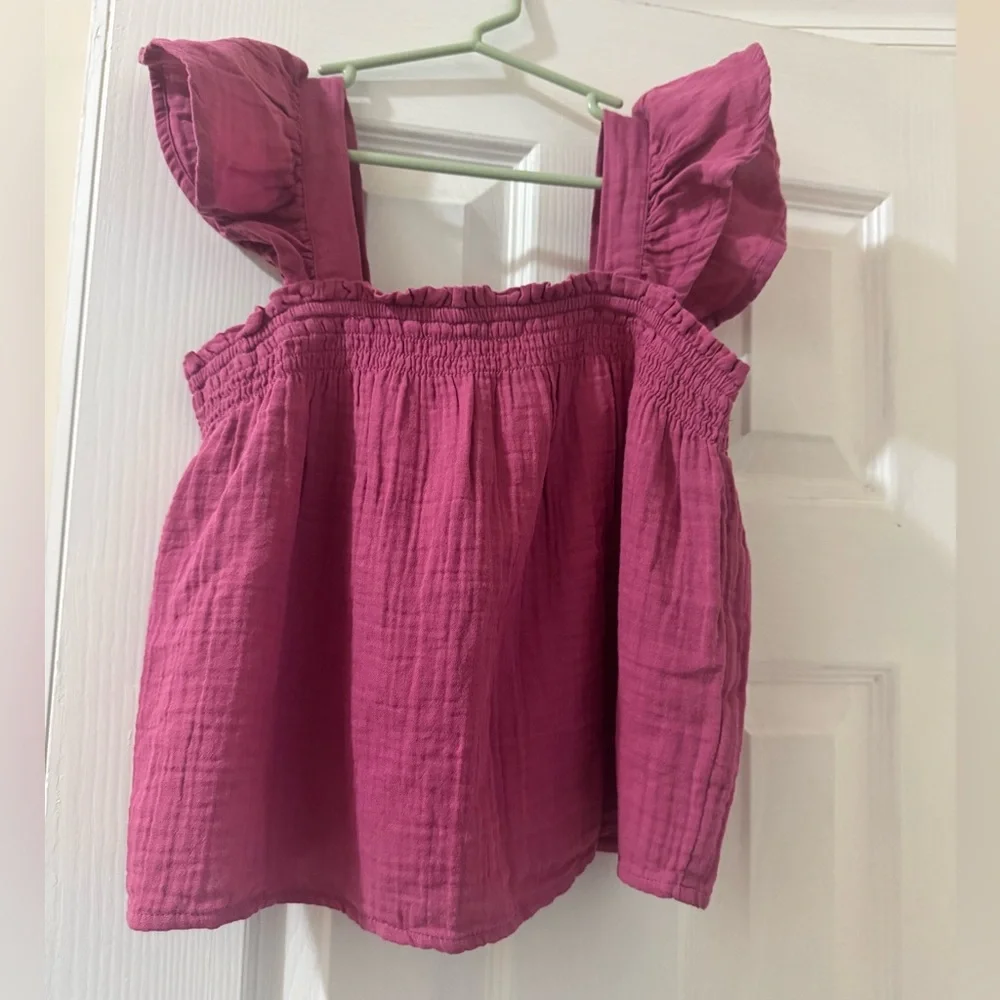 GAP Girls Pink Gauze Flutter Sleeve Top Size 10 L Smocked NWOT